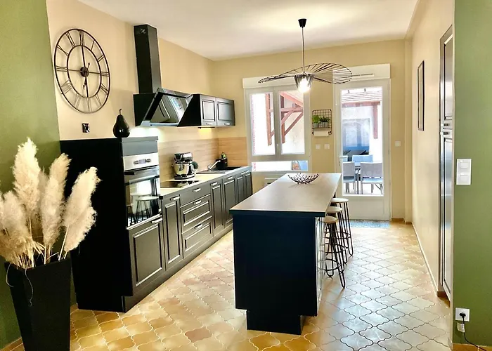 Du Grand Cellerier Feriehus *